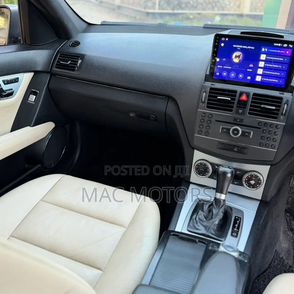 Mercedes-Benz C200 2008 Gray