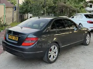 Mercedes-Benz C200 2008 Gray