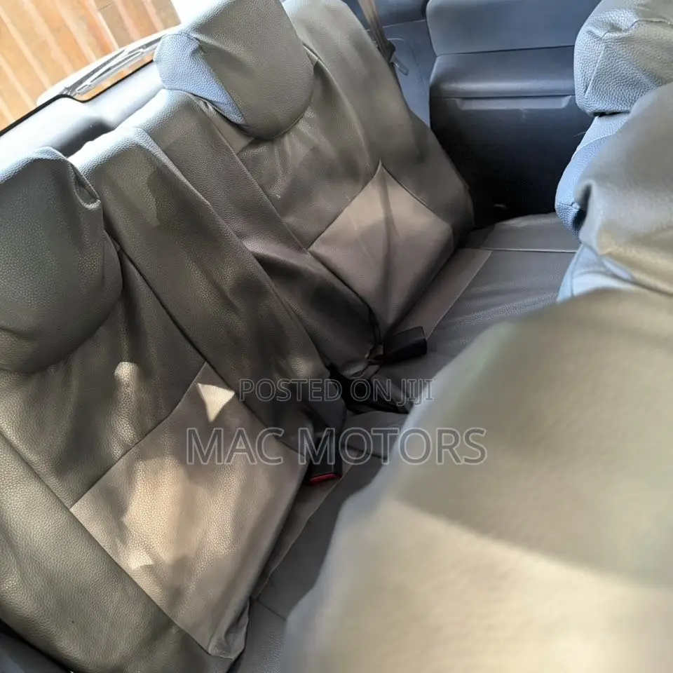 Toyota Wish 2006 Blue