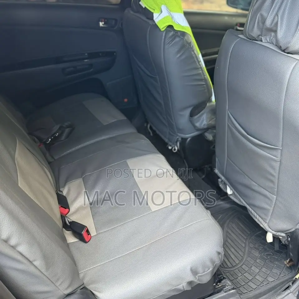 Toyota Wish 2006 Blue