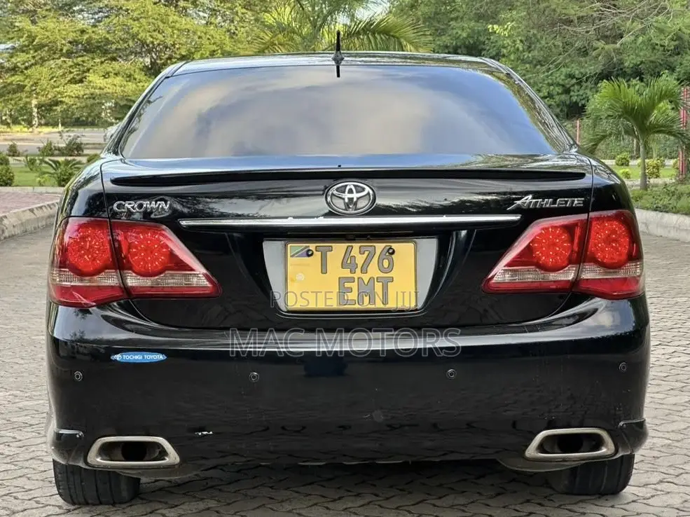 Toyota Crown 2009 Black
