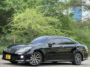 Toyota Crown 2009 Black
