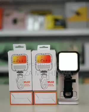 *Tricolor Video Light