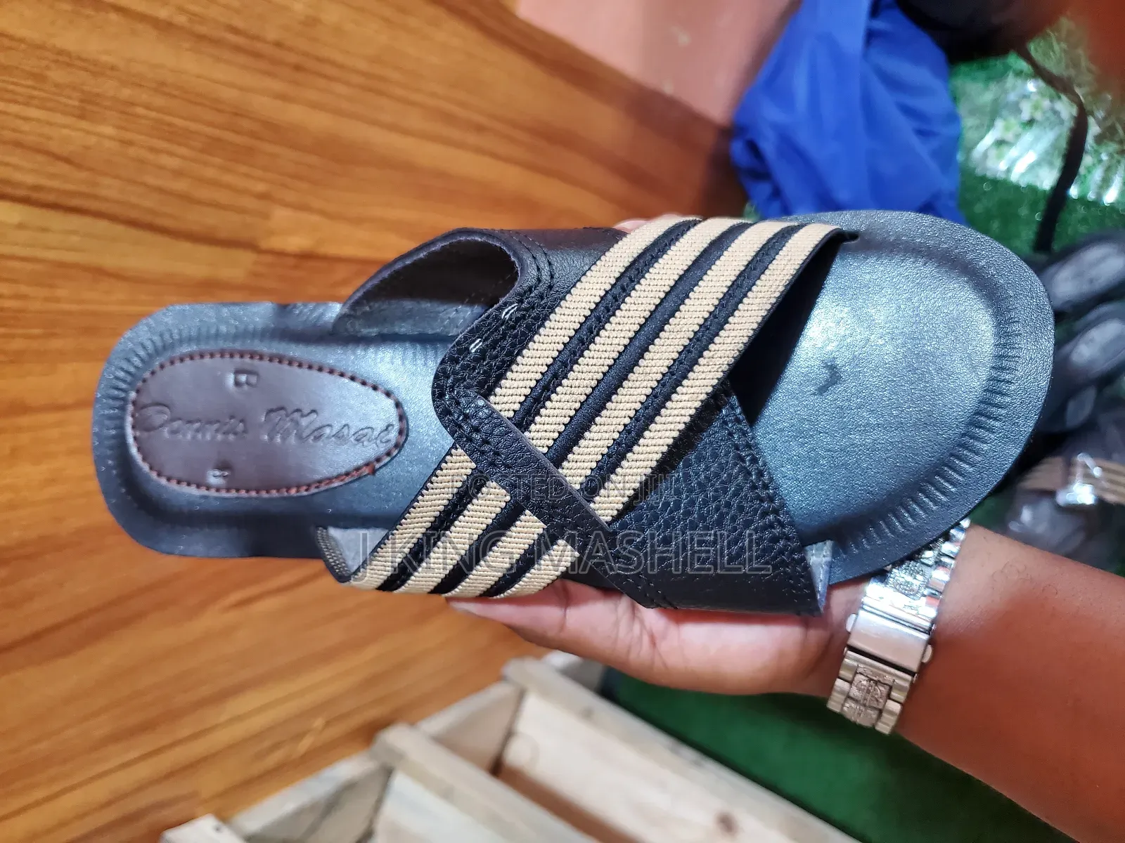 Vibes_masai_shoe