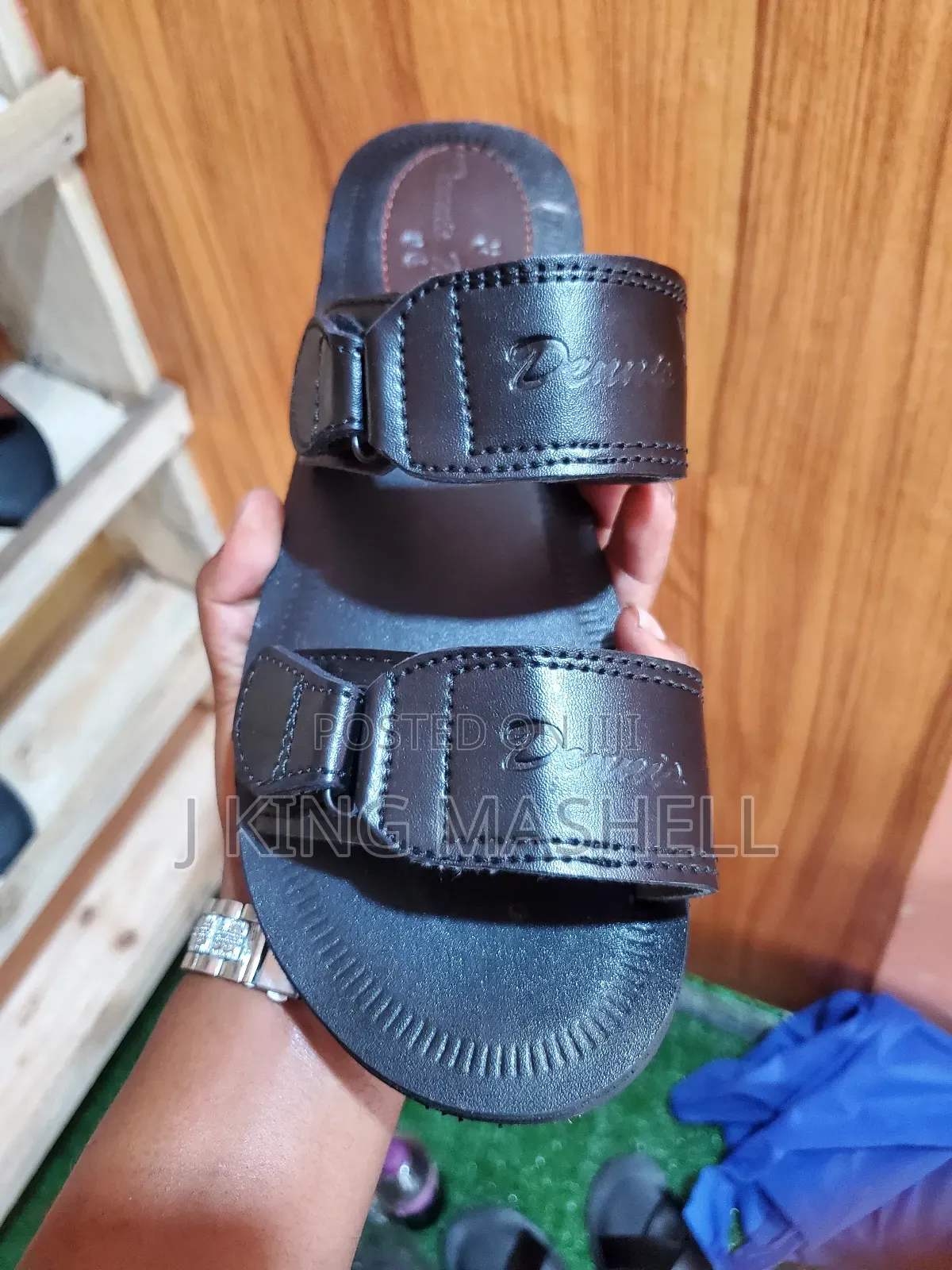 Vibes_masai_shoe