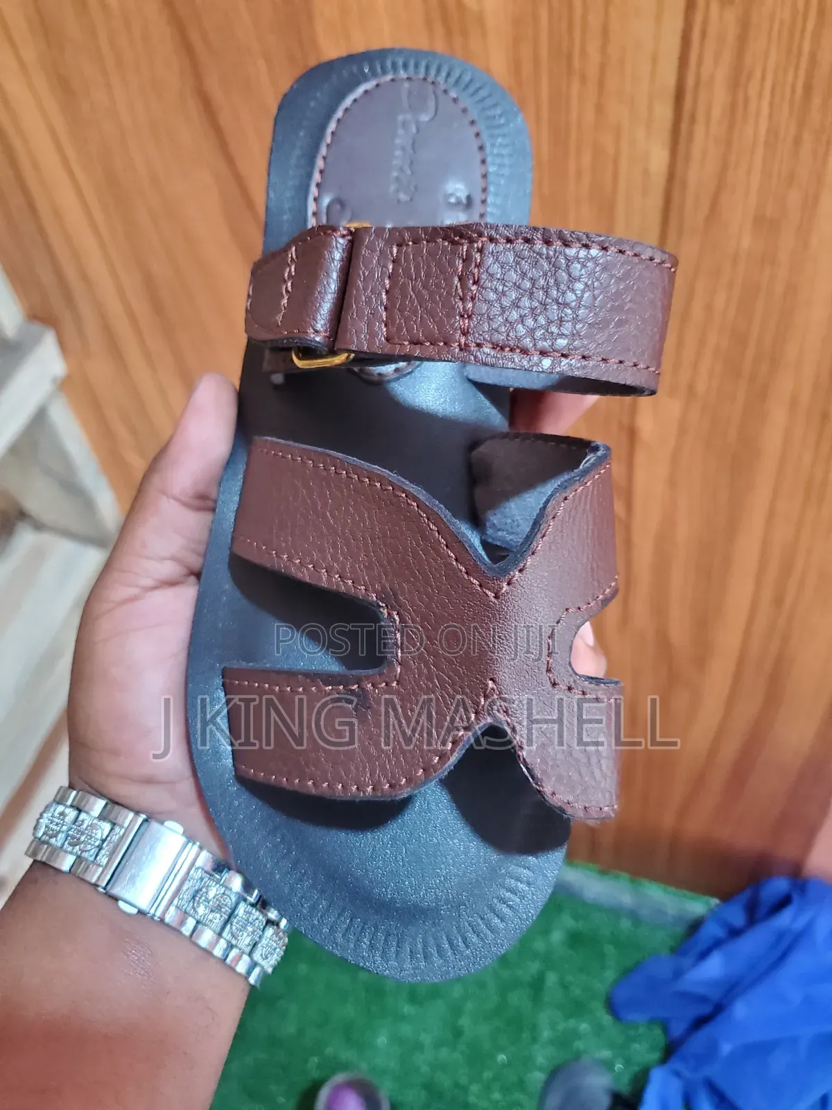 Vibes_masai_shoe
