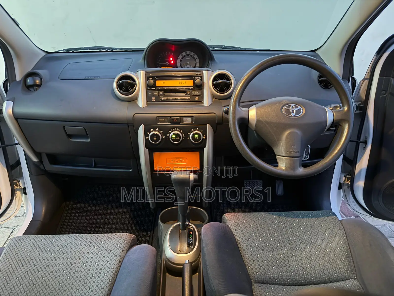 Toyota IST 2005 White