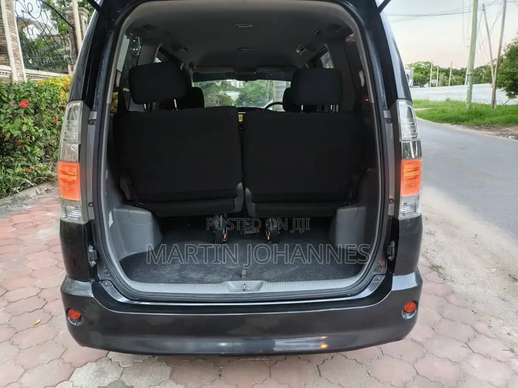 Toyota Alphard 2.4 Petrol FWD 2009 Black