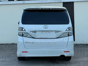 Toyota Alphard 2010 White