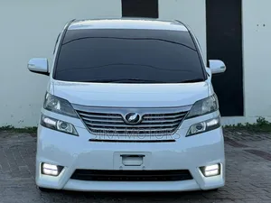 Toyota Alphard 2010 White