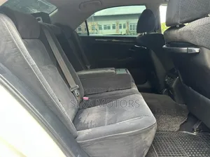 Toyota Crown 2006 White