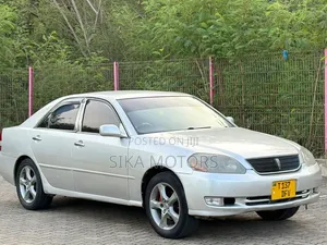 Toyota Mark II 2002 Silver