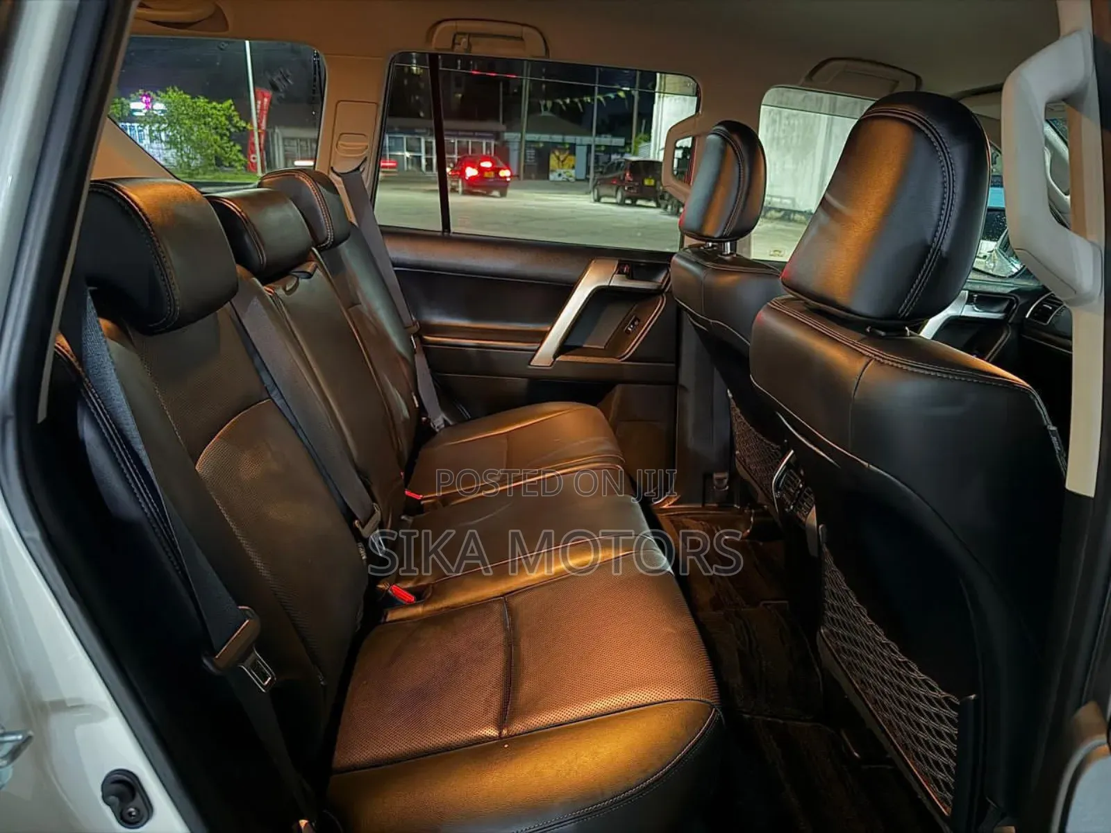 Toyota Land Cruiser Prado 2021 White