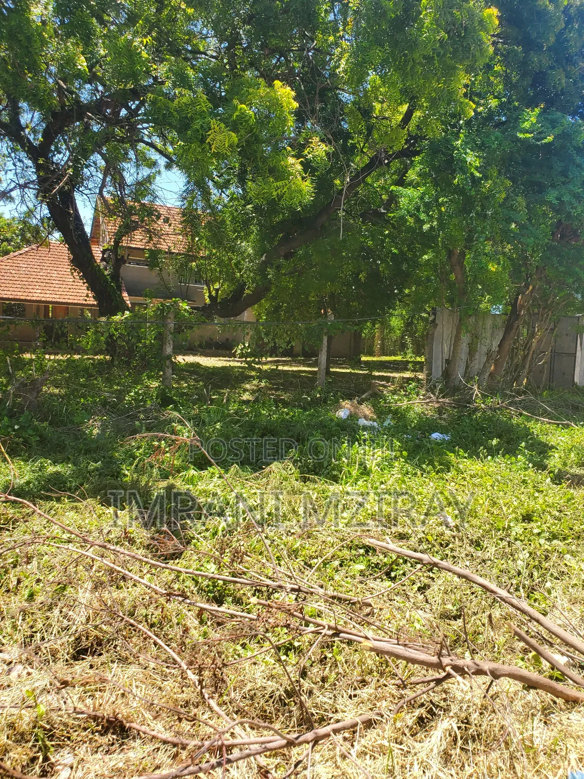 5bdrm Bungalow in Oyster Bay for sale