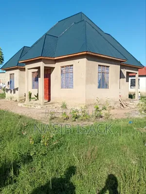 3bdrm House in Nyamongoro for sale