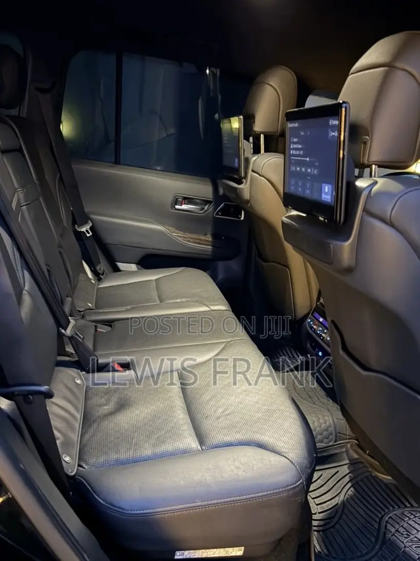 Toyota Land Cruiser 2023 Black