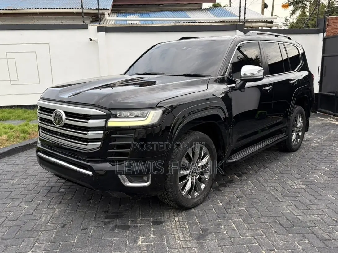 Toyota Land Cruiser 2023 Black