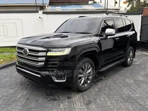 Toyota Land Cruiser 2023 Black