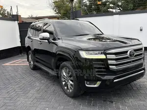 Toyota Land Cruiser 2023 Black
