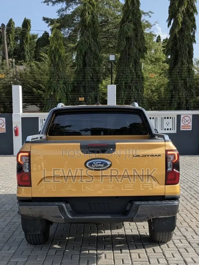 Ford Ranger Wildtrak 2023 Yellow