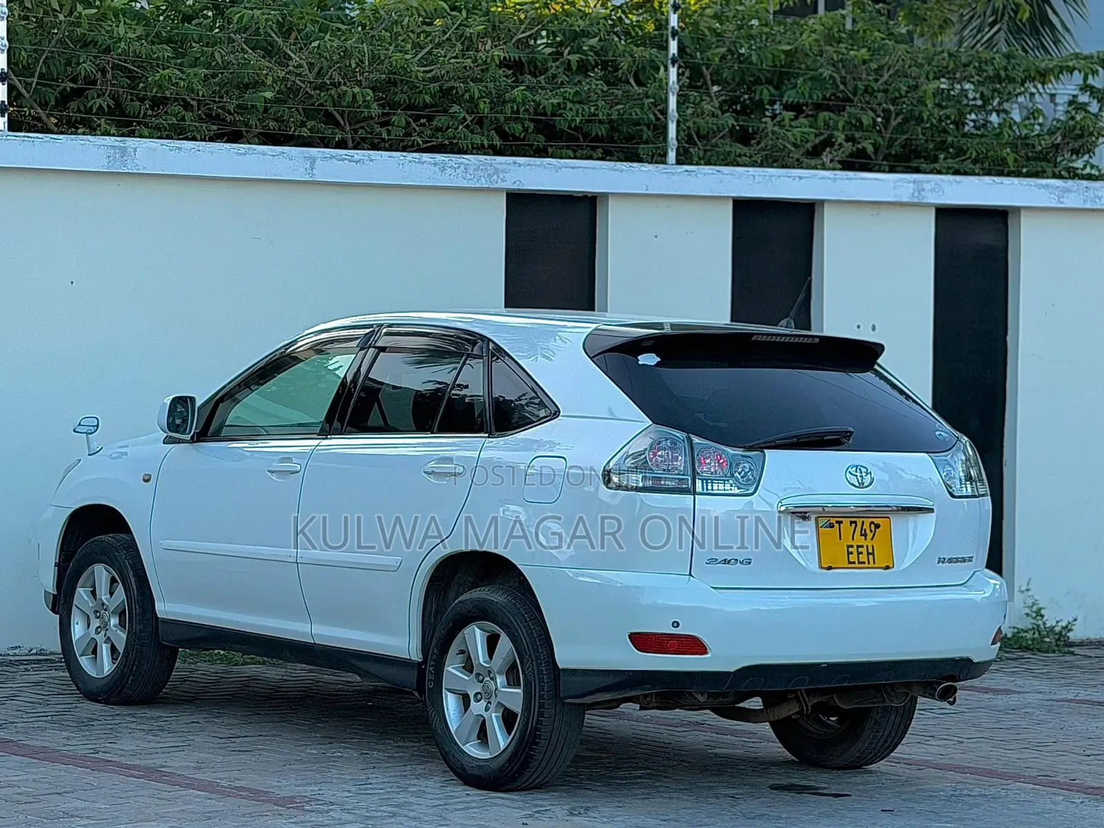 Toyota Harrier 2007 White