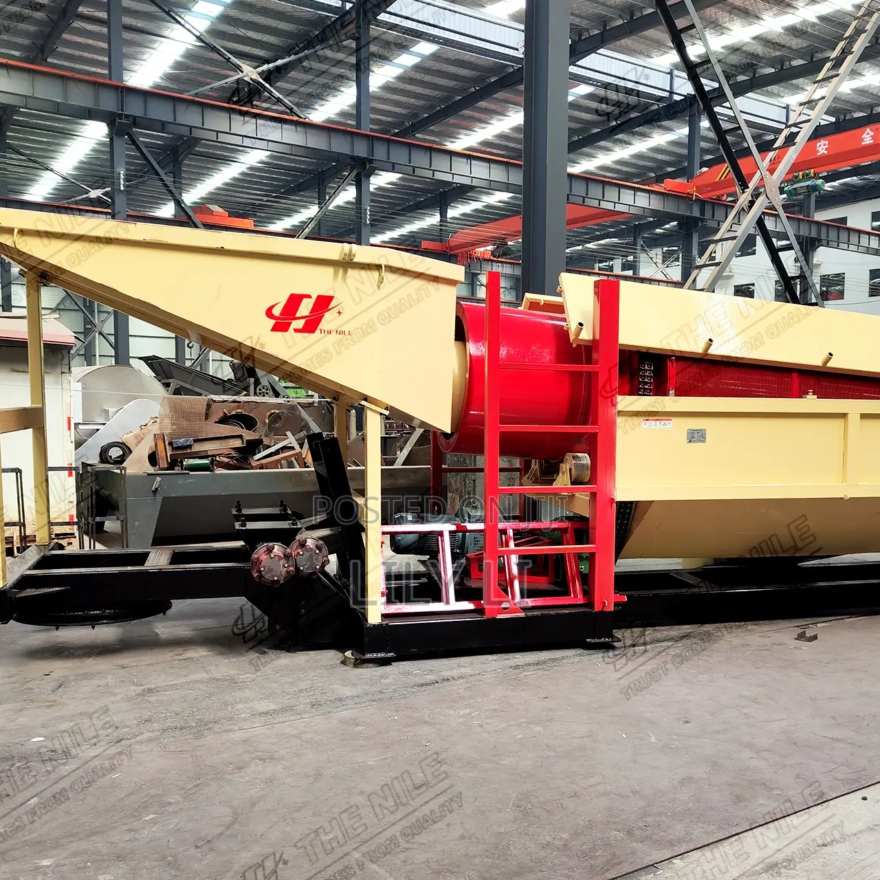 Gold Mining Vibrating Screen Machine for Sand Gold Extraction