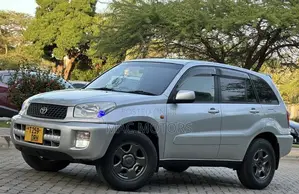 Toyota RAV4 1.8 2004 Silver
