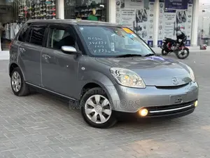 Mazda Verisa 2010 Gray