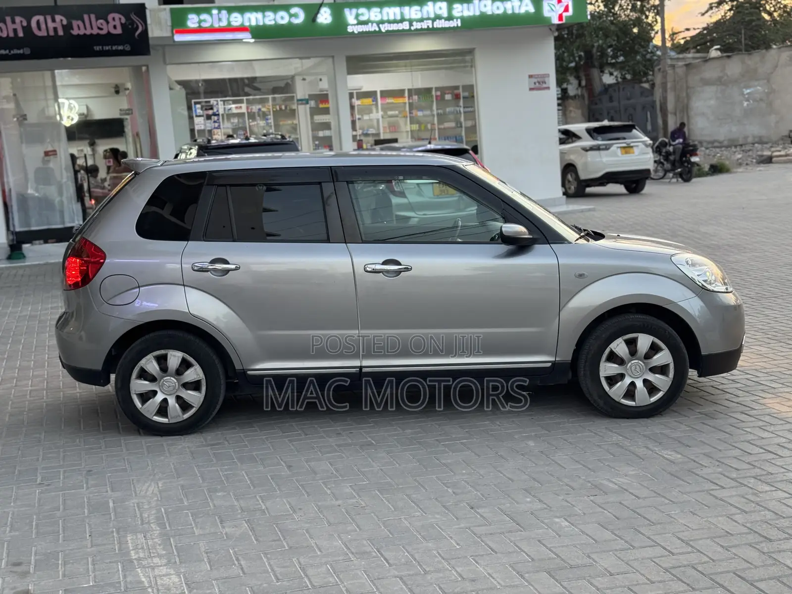 Mazda Verisa 2010 Gray