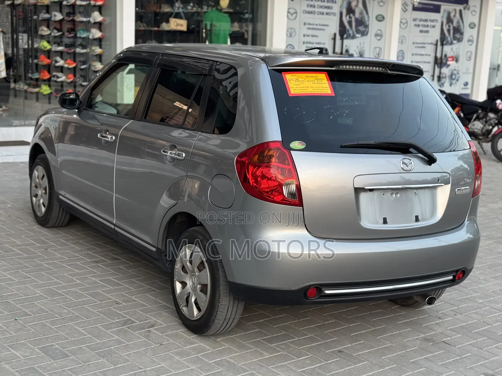 Mazda Verisa 2010 Gray