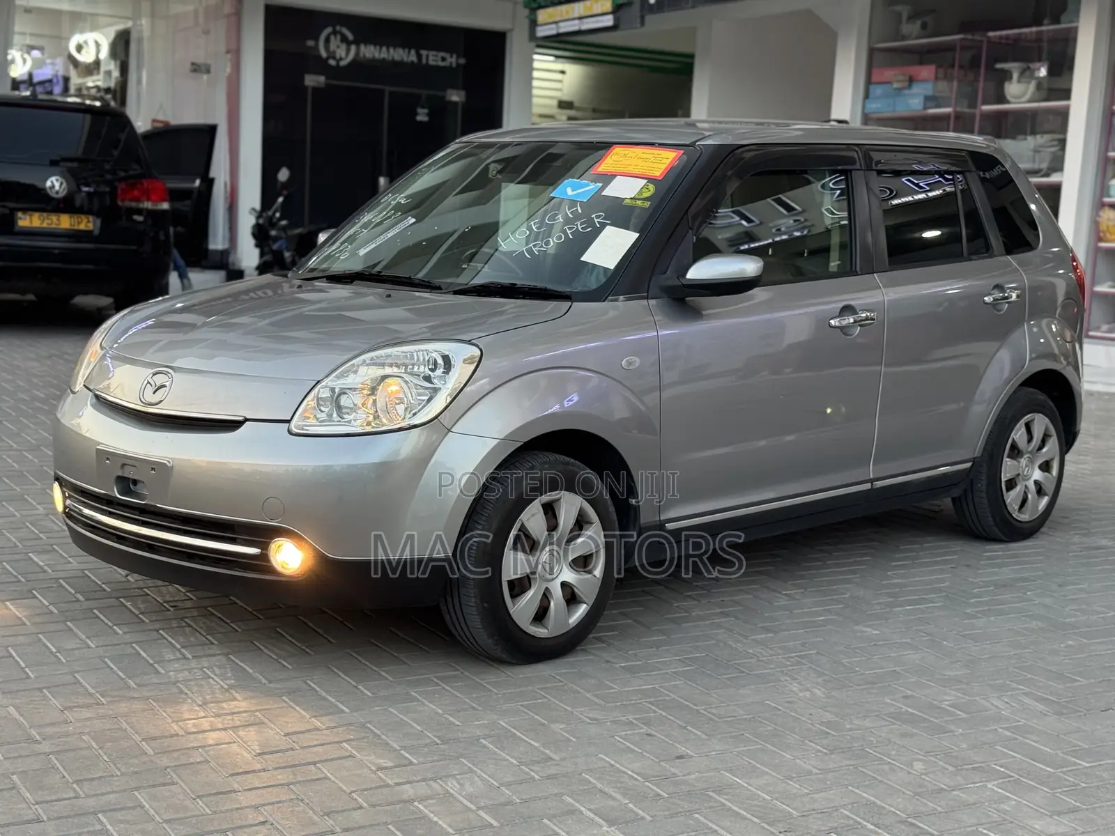 Mazda Verisa 2010 Gray