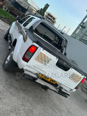 Nissan Hardbody 2007 White