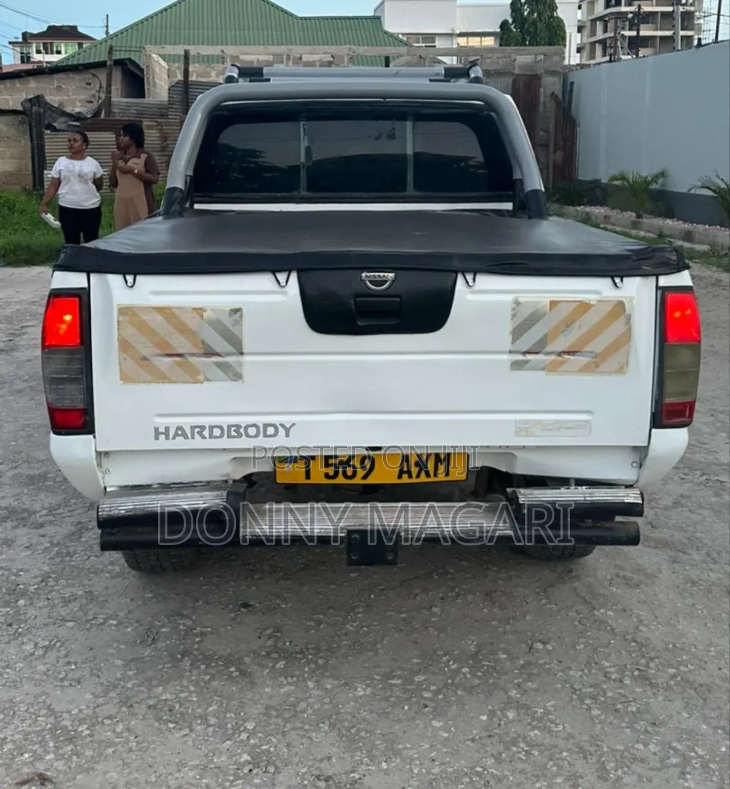Nissan Hardbody 2007 White