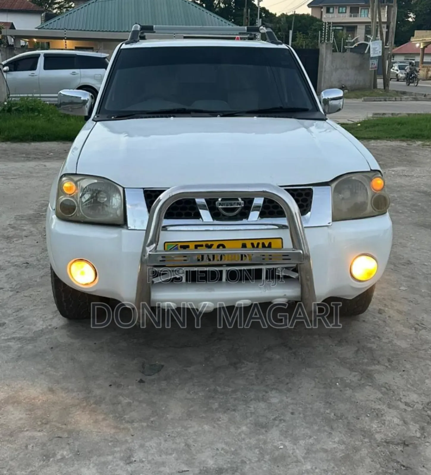 Nissan Hardbody 2007 White