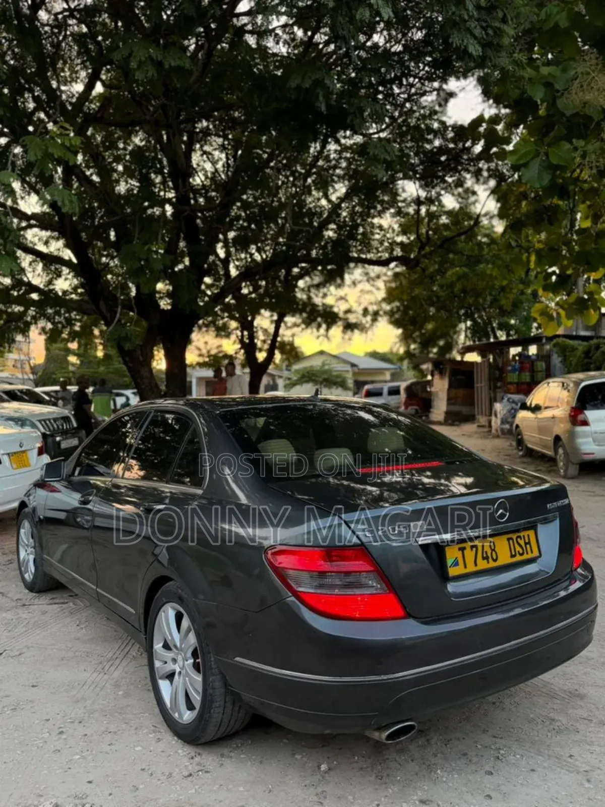 Mercedes-Benz C200 2008 Gray