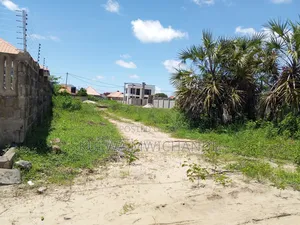 Kiwanja Kilichopimwa Kinauzwa Kigamboni Dege Magorofani