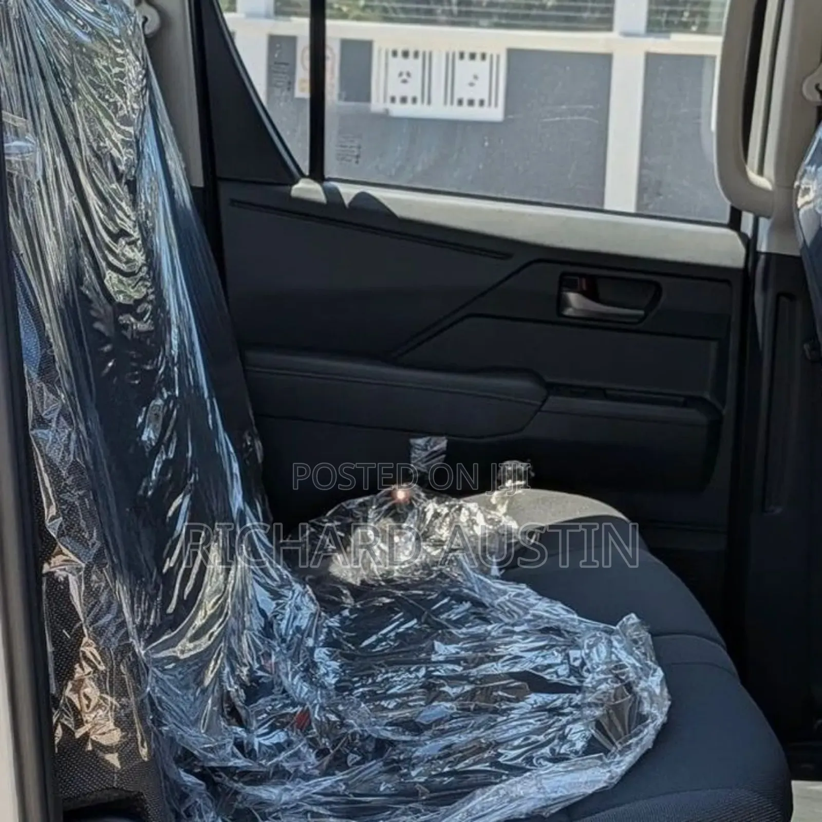 New Toyota Hilux 2025 White