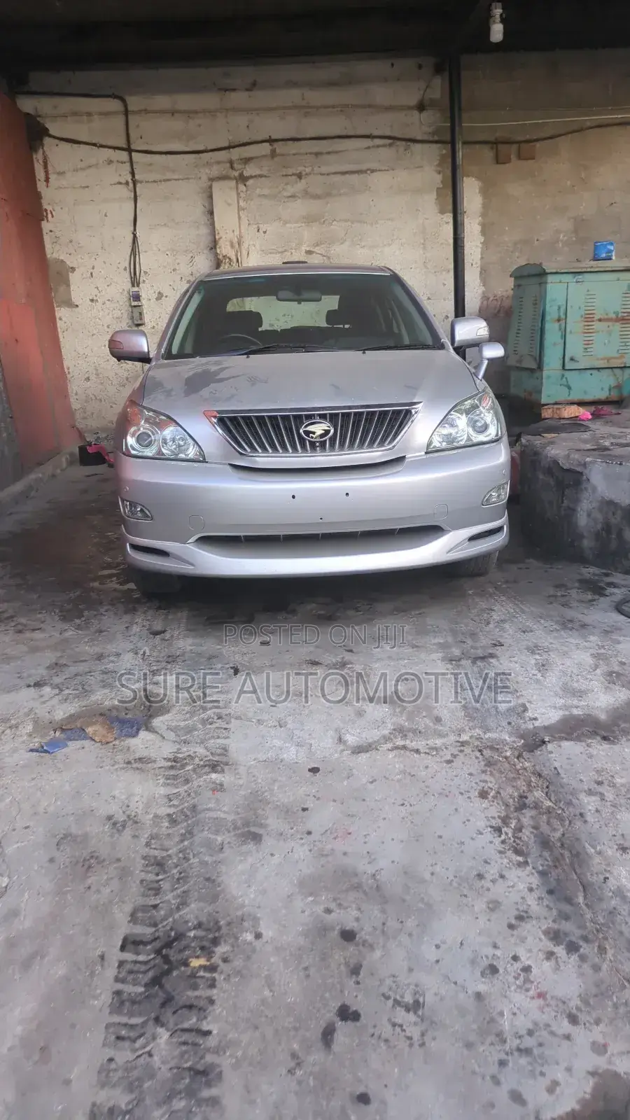 Toyota Harrier 2.4 4WD 2011 White
