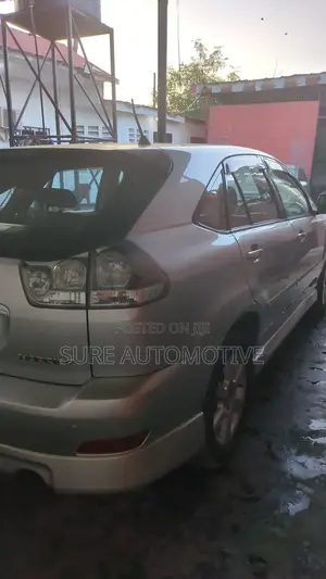 Toyota Harrier 2.4 4WD 2011 White