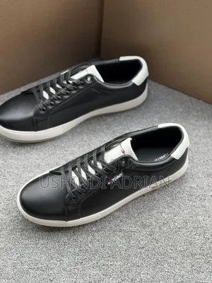 Original Tommy Hilfiger Shoes|Size: 39 – 46Bei: 110,000 TSH/=