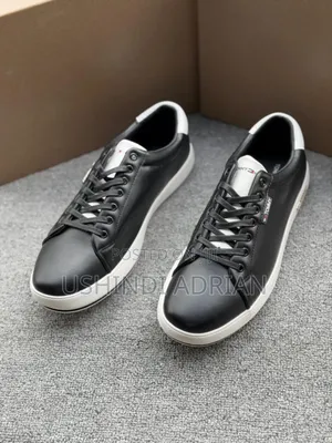 Original Tommy Hilfiger Shoes|Size: 39 – 46Bei: 110,000 TSH/=