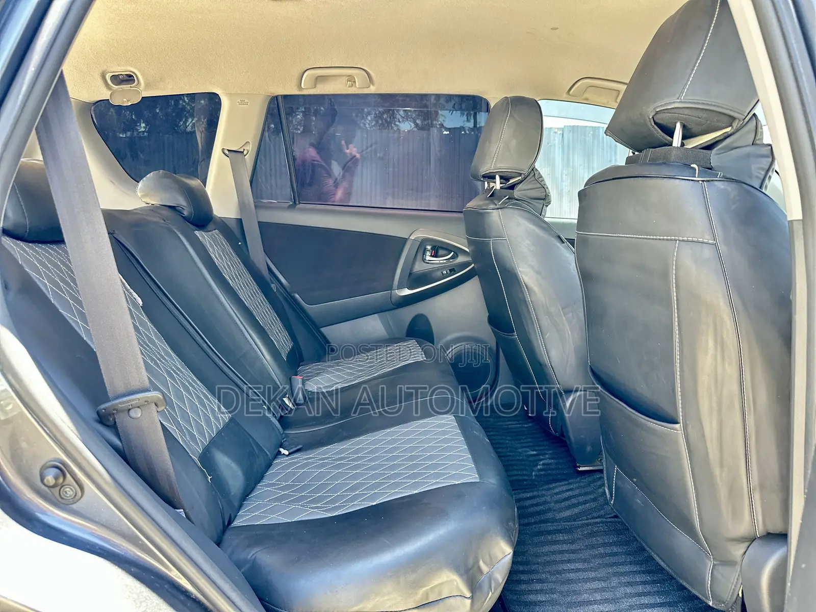 Toyota Vanguard 2011 Gray