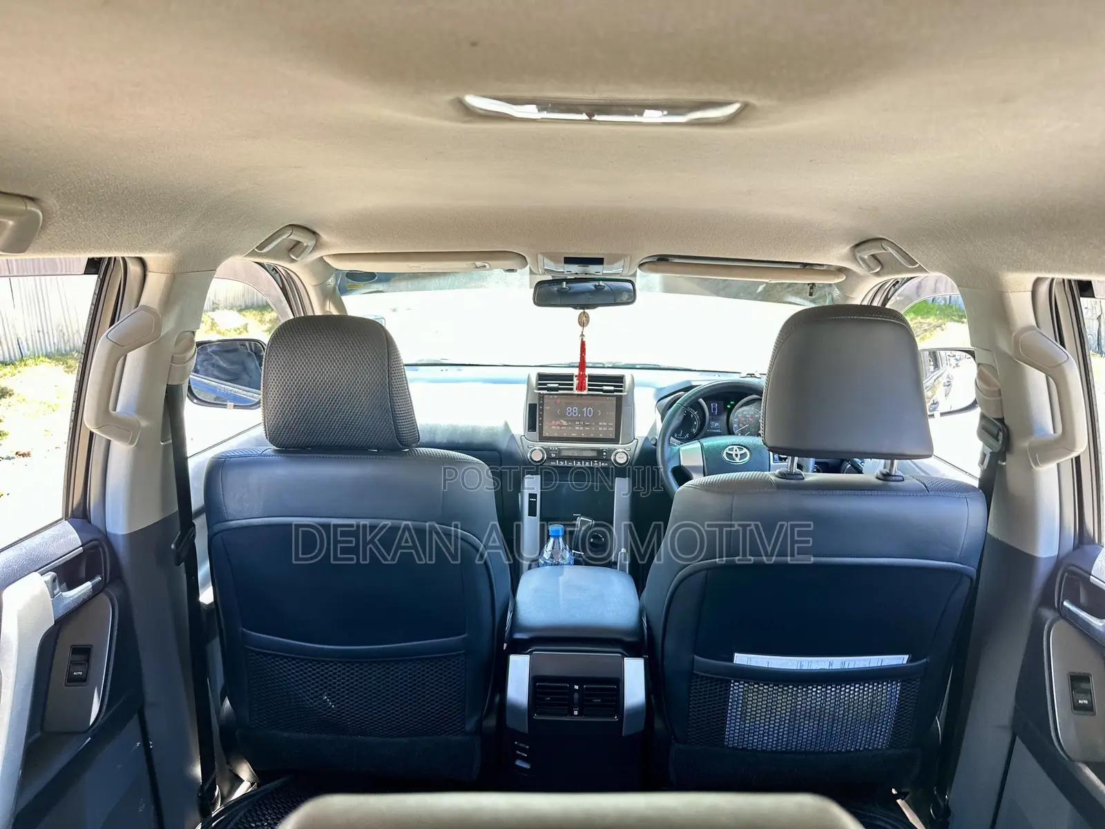 Toyota Vanguard 2011 Black