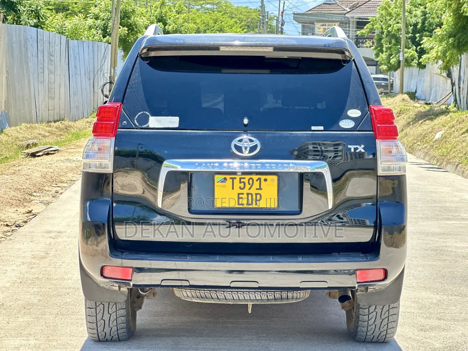 Toyota Vanguard 2011 Black