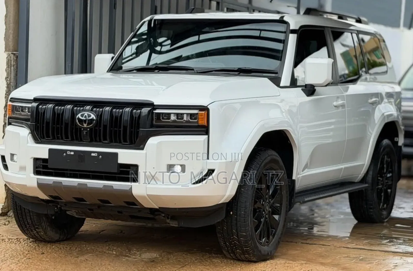 Toyota Land Cruiser Prado 2024 White