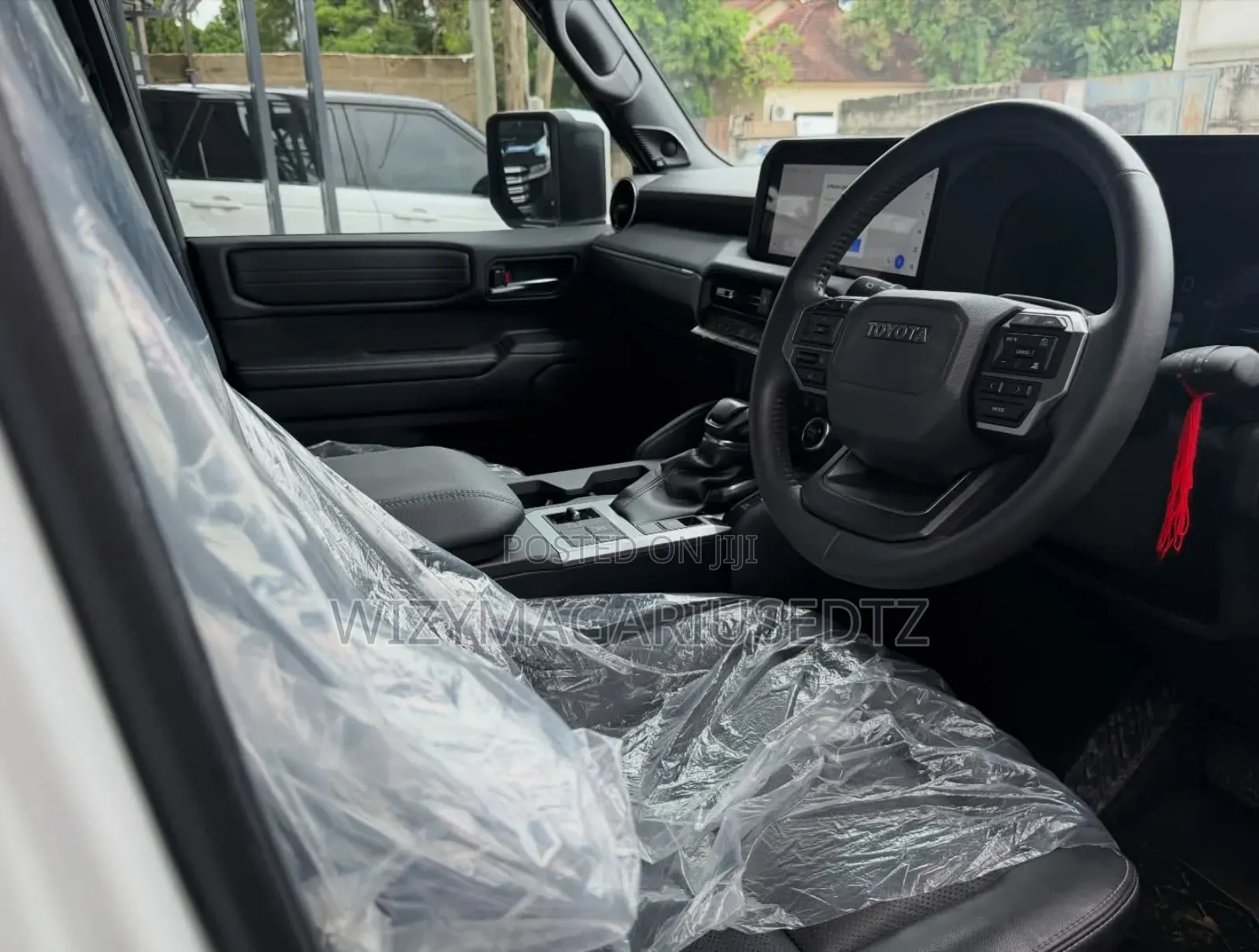 New Toyota Land Cruiser Prado 2.8 2024 White