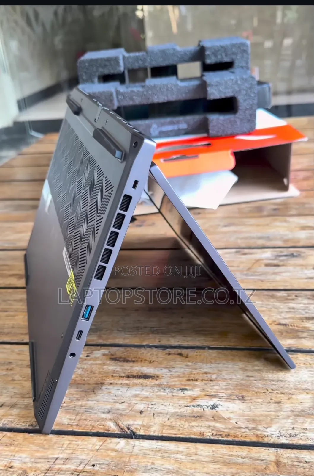 New Laptop 16GB AMD Ryzen 7 SSD 1T