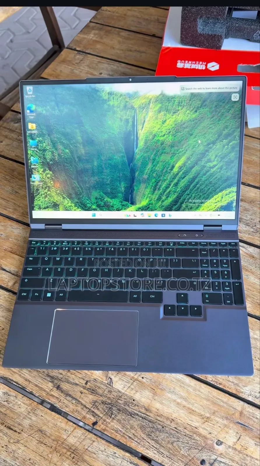 New Laptop 16GB AMD Ryzen 7 SSD 1T