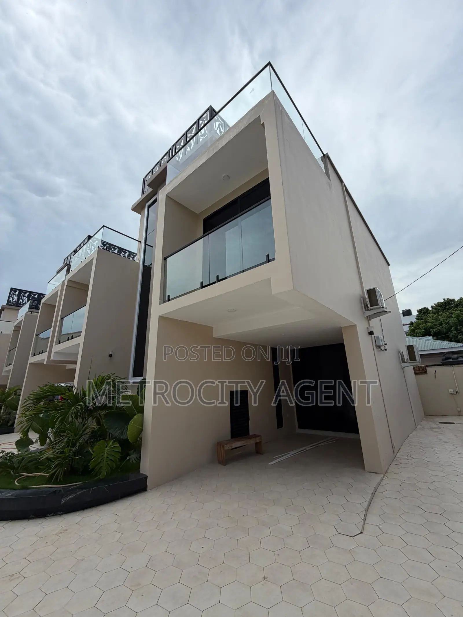 Furnished 2bdrm Villa in Villahouse, Magomeni for rent