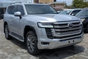 New Toyota Land Cruiser 2024 Silver